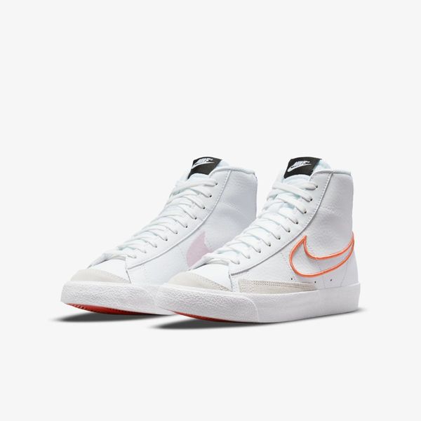 Кросівки дитячі Nike Blazer Mid 77 Se2 (Gs (DJ0265-100), 37, WHS