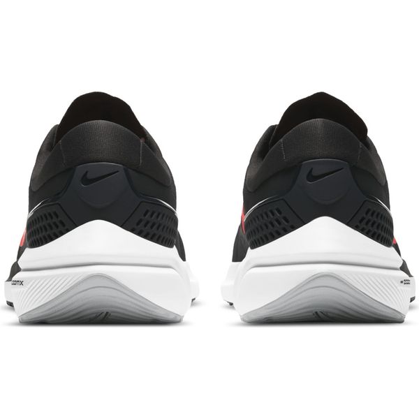 Кросівки унісекс Nike Air Zoom Vomero 15 (CU1855-004), 38.5, WHS, 1-2 дні