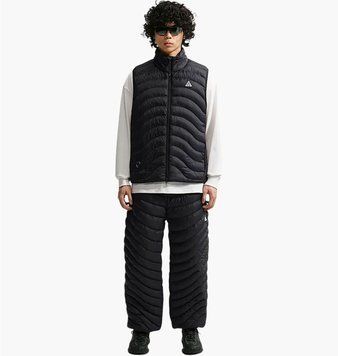 Жилетка мужская Nike Acg Lava Flow Therma-Fit Adv Vest Black (HV0605-010), M, WHS, 1-2 дня