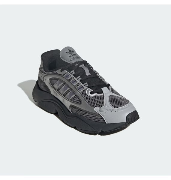 Кросівки чоловічі Adidas Ozmillen (JI2628), 46, WHS, 30% - 40%, 1-2 дні