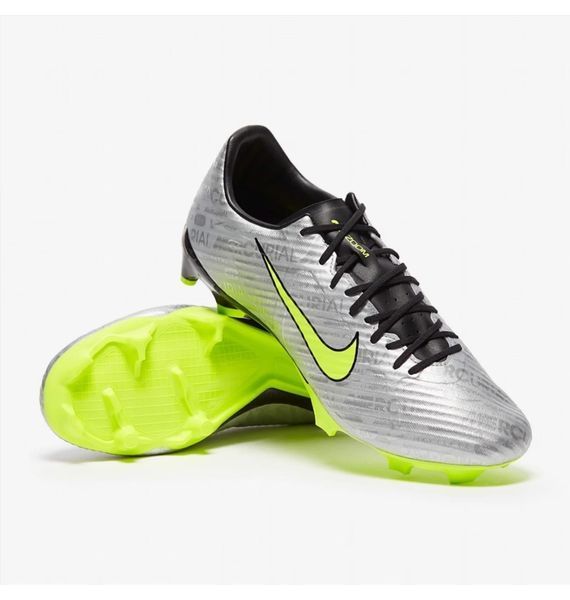 Кроссовки для бега унисекс Nike Air Zoom Mercurial Vapor 15 Academy 25 Mg (FB8399-060), 44, WHS, > 50%, 1-2 дня