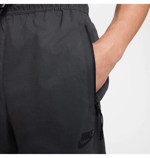 Брюки чоловічі Nike Tech Woven Open-Hem Trousers (IB6663-060), S, WHS, < 10%, 1-2 дні