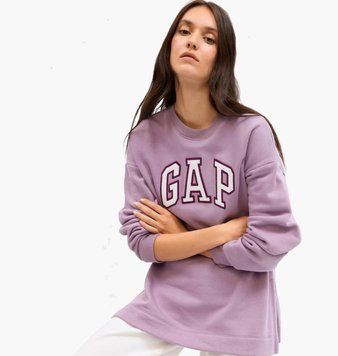 Кофта женские Gap Crewneck Logo Violet (741683-02), L, WHS, 10% - 20%, 1-2 дня