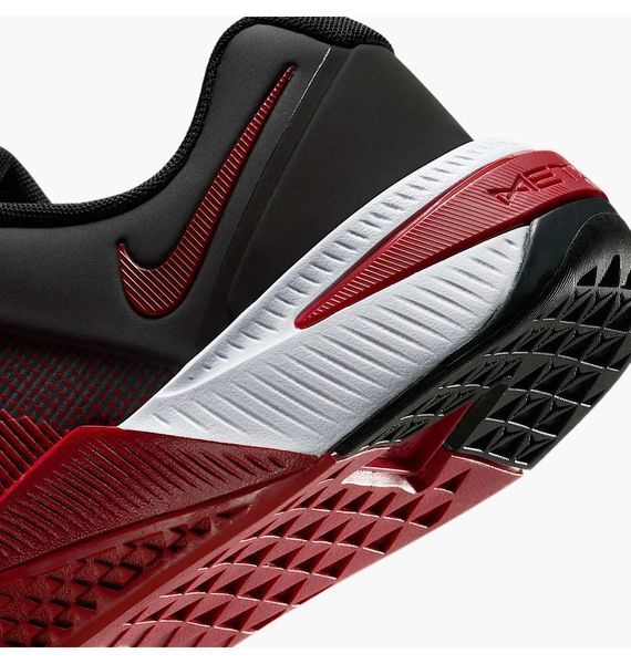 Кросівки чоловічі Nike Metcon 10 Black/Red (HJ1875-001), 38.5, WHS, 1-2 дні