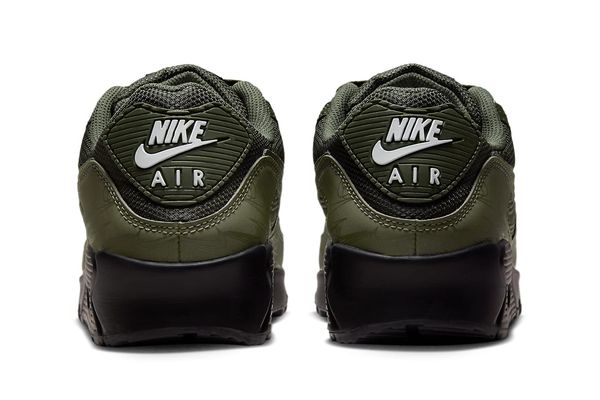 Кросівки чоловічі Nike Air Max 90 (DZ4504-300), 42, WHS, 10% - 20%, 1-2 дні
