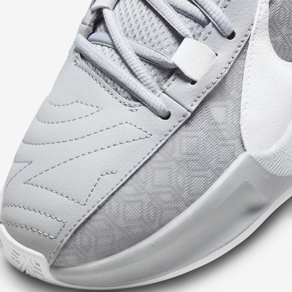 Кросівки чоловічі Nike Zoom Freak 5 Tb, Grey (DZ2946-002), 43, WHS, 1-2 дні