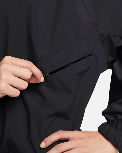 Куртка жіноча Nike Storm-Fit Swift (FB7492-010), M, WHS, 40% - 50%, 1-2 дні