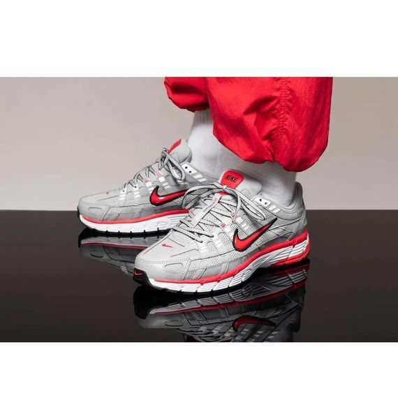 Кросівки чоловічі Nike P-6000 Flat Silver/Red (CD6404-001), 42, WHS, < 10%, 1-2 дні