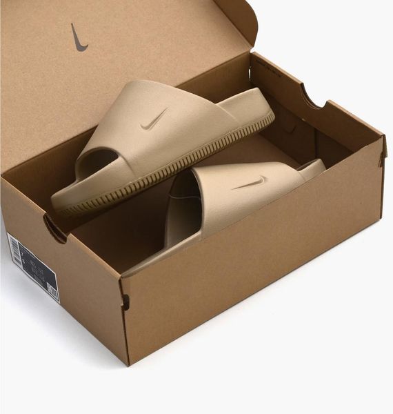Тапочки унісекс Nike Calm Slides Beige (FD4116-201), 41, WHS, < 10%, 1-2 дні