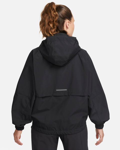 Куртка жіноча Nike Storm-Fit Swift (FB7492-010), S, WHS, 40% - 50%, 1-2 дні
