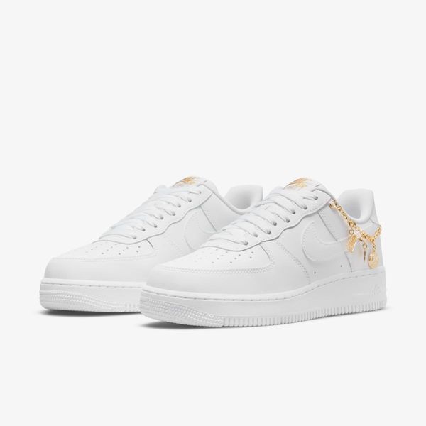 Кросівки жіночі Nike Wmns Air Force 1 07 Lx (DD1525-100), 38.5, OFC, 1-2 дні