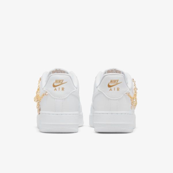 Кросівки жіночі Nike Wmns Air Force 1 07 Lx (DD1525-100), 38.5, OFC, 1-2 дні