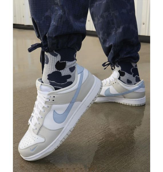 Кросівки жіночі Nike Dunk Low White/Grey (HF0023-100), 37.5, WHS, 10% - 20%, 1-2 дні