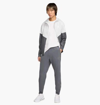 Спортивный костюм мужской Nike Air Run Grey/White (HM0187-068__HM0189-068), M, WHS, < 10%, 1-2 дня