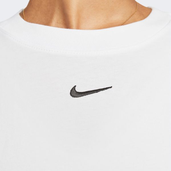 Футболка жіноча Nike Sportswear Essential (DV7882-100), S, WHS, 20% - 30%, 1-2 дні