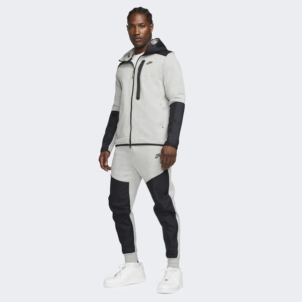 Брюки мужские Nike Sportswear Tech Fleece (DR6171-063), M, WHS, 10% - 20%, 1-2 дня
