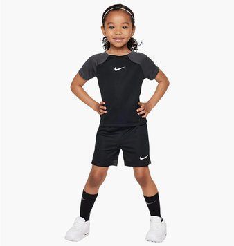 Спортивный костюм детской Nike Lk Nk Df Acdpr Trn Kit Black (DH9484-013), M, WHS, > 50%, 1-2 дня