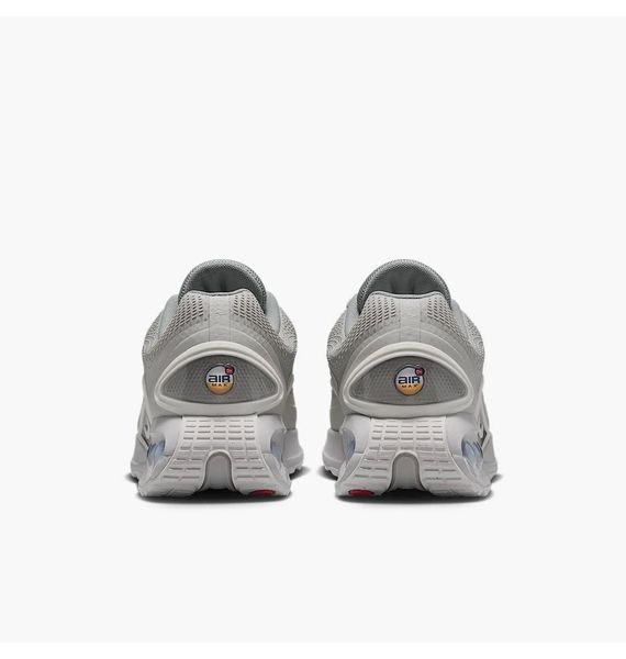Кросівки чоловічі Nike Air Max Dn 'Flat Pewter Light Iron Ore' (DV3337-014), 42.5, WHS, < 10%, 1-2 дні