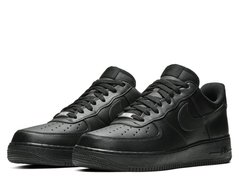 Кросівки чоловічі Nike Air Force 1 07 (CW2288-001), 41, WHS