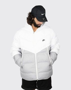 Куртка мужская Nike Sportswear Storm-Fit Windrunner (DR9605-100), XL, WHS, 10% - 20%, 1-2 дня