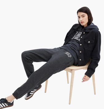 Брюки женские Gap Gap Regular Fit Grey (463492-05), XL, WHS, 10% - 20%, 1-2 дня