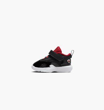 Кроссовки детские Jordan Max Aura 6 (FQ8296-006), 22, WHS, < 10%, 1-2 дня