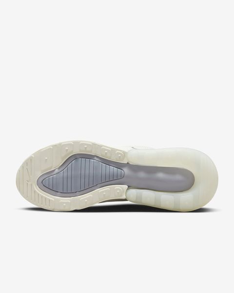 Кросівки жіночі Nike Air Max 270 (FB2934-100), 42, WHS, > 50%, 1-2 дні