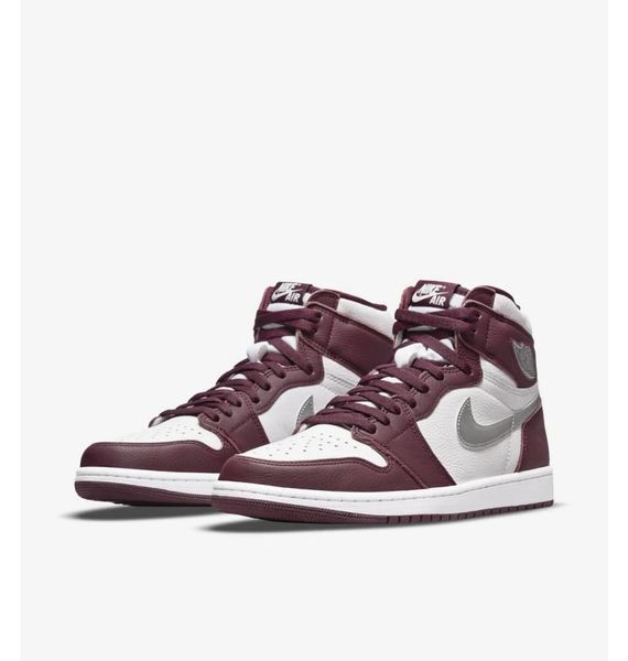 Кроссовки мужские Jordan 1 Retro High Og (555088-611), 42.5, WHS, < 10%, 1-2 дня