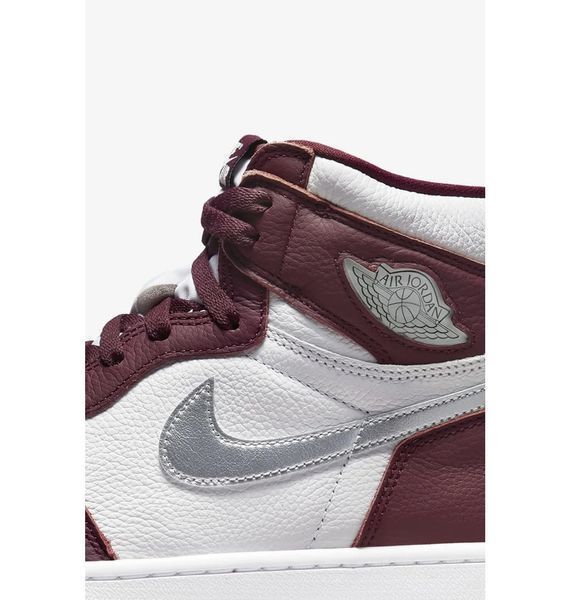 Кроссовки мужские Jordan 1 Retro High Og (555088-611), 42.5, WHS, < 10%, 1-2 дня