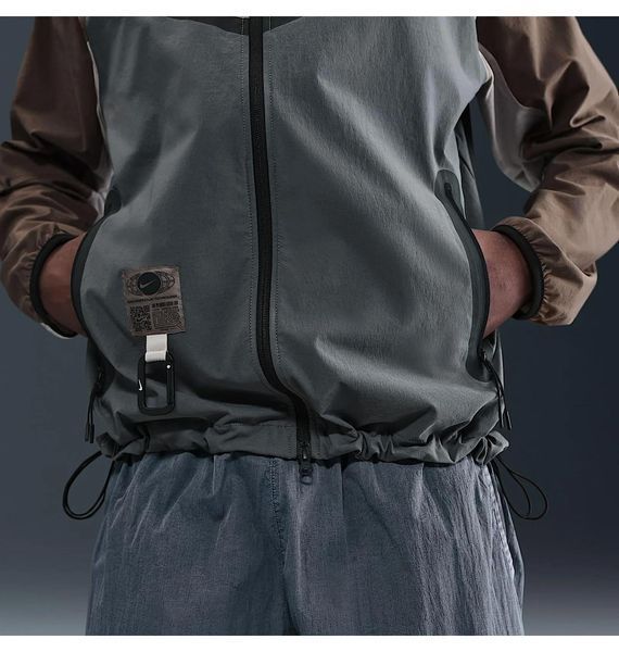 Вітровка чоловіча Nike Tech Grey/Brown (IB8956-289), M, WHS, 1-2 дні