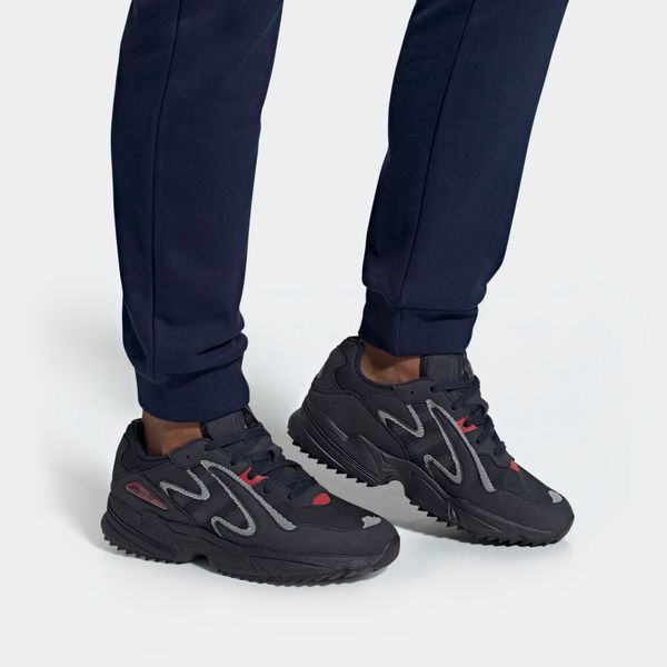 Кросівки чоловічі Adidas Yung- 96 Chasm (EE7242), 41