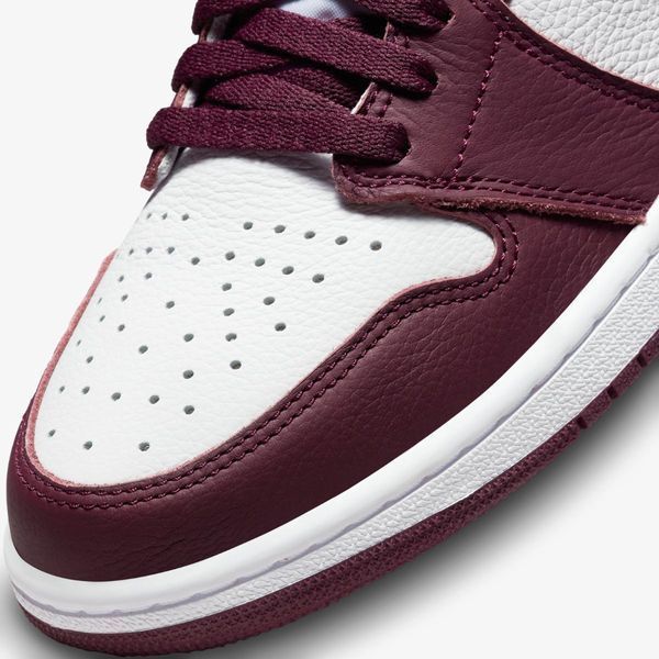 Кроссовки мужские Jordan 1 Retro High Og (555088-611), 42.5, WHS, < 10%, 1-2 дня