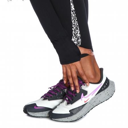 Кросівки жіночі Nike Air Zoom Pegasus 39 Shield White (DO7626-003), 40.5, WHS, 10% - 20%, 1-2 дні