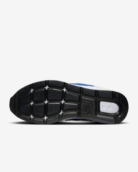 Кросівки унісекс Nike Venture Runner (CK2948-009), 38.5, WHS, 40% - 50%, 1-2 дні