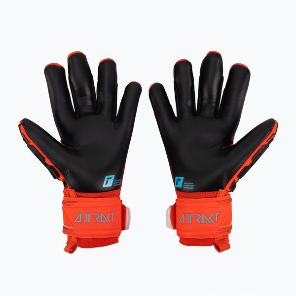 Футбольні рукавиці чоловічі Reusch Attrakt Freegel Silver (5370235-3333), 8.5, WHS, < 10%, 1-2 дні