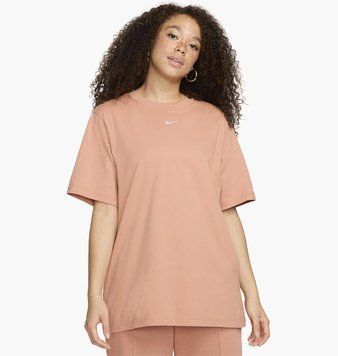 Футболка жіноча Nike Sportswear Essential (FD4149-212), XS, WHS, 20% - 30%, 1-2 дні