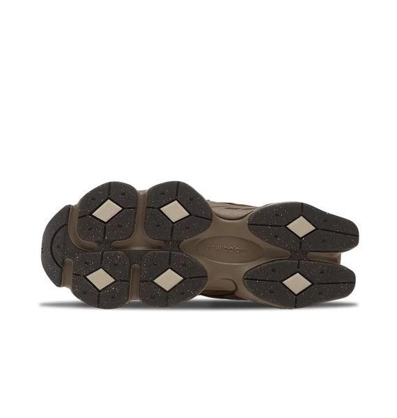 Кросівки унісекс New Balance 9060 Brown (U9060493), 41.5, WHS, 10% - 20%, 1-2 дні
