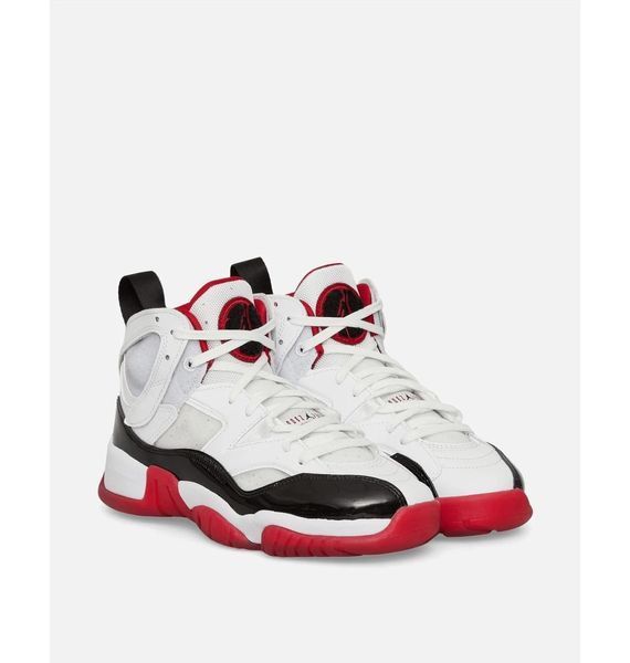 Баскетбольні кросівки підліткове Jordan Jumpman Two Trey (Gs) (DQ8431-106), 38, WHS, < 10%, 1-2 дні