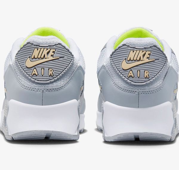 Кросівки чоловічі Nike Air Max 90 Next Nature (FJ4824-001), 46, WHS, 10% - 20%, 1-2 дні