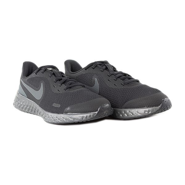Кросівки підліткові Nike Revolution 5 (BQ5671-001), 38.5, WHS, 10% - 20%