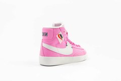 Кросівки жіночі Nike W Blazer Mid Rebel (BQ4022-602), 35.5, WHS, 1-2 дні