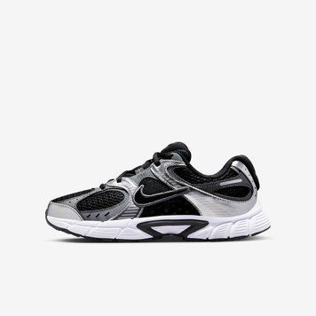 Кросівки дитячі Nike V5 Rnr (Gs) (HQ6411-001), 39, WHS, 1-2 дні