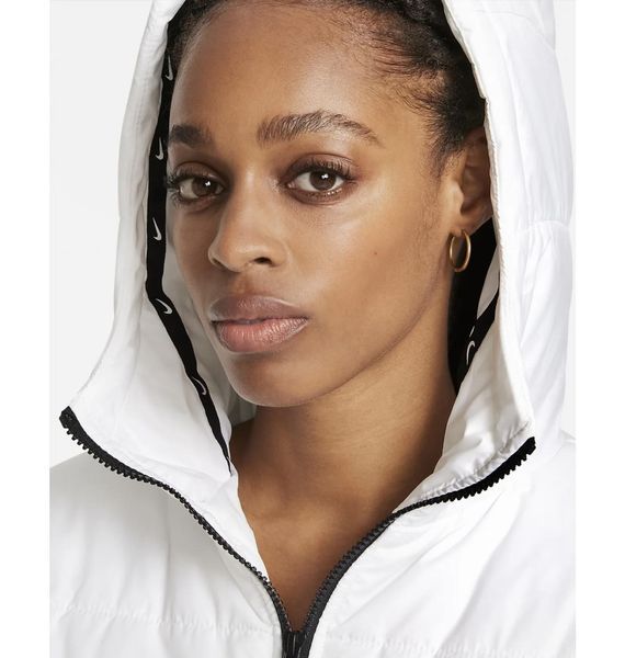Куртка женская Nike W Nsw Tf Rpl Classic Hd Jkt (DJ6995-100), L, WHS, < 10%, 1-2 дня
