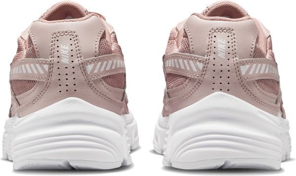 Кроссовки женские Nike Wmns Initiator (394053-600), 39, OFC, 30% - 40%, 1-2 дня