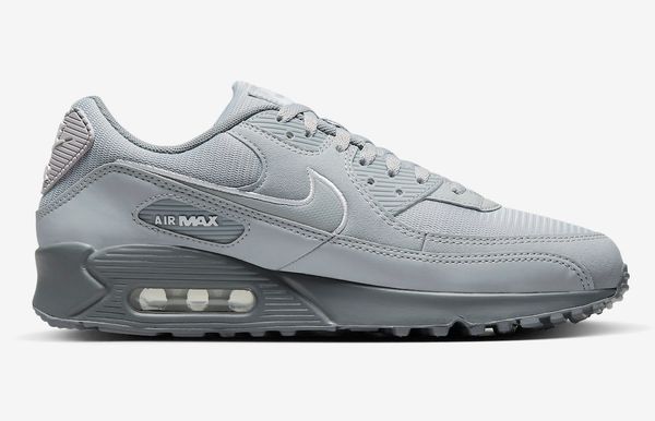 Кросівки чоловічі Nike Air Max 90 (FJ4218-002), 49.5, WHS, 1-2 дні