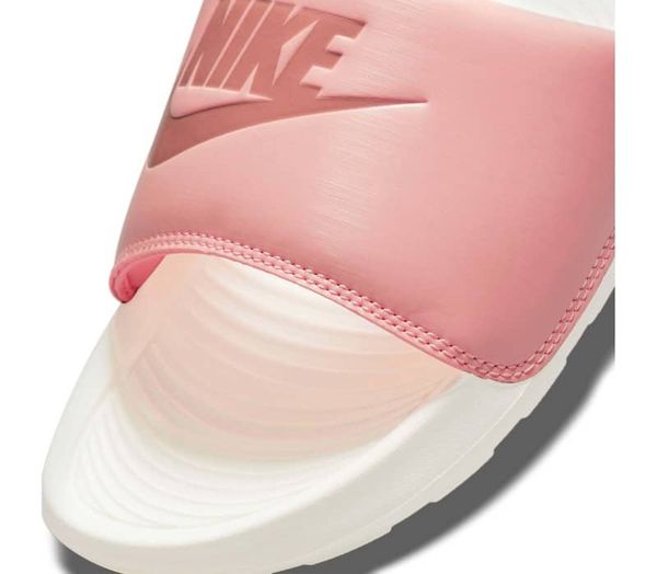 Тапочки жіночі Nike Victori One (CN9677-801), 40.5, WHS, 10% - 20%, 1-2 дні