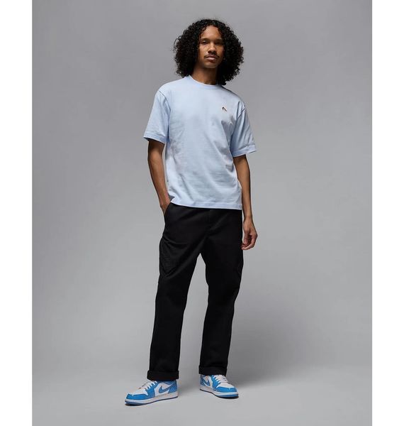 Футболка чоловіча Jordan Brand Sneaker Patch (HJ2326-407), S, OFC, < 10%, 1-2 дні