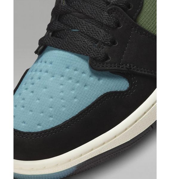 Кросівки чоловічі Nike 1 Retro High Element Gore-Tex Black Olive (DB2889-003), 41, WHS, 40% - 50%, 1-2 дні