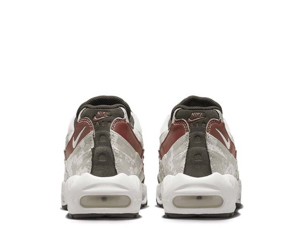Кросівки чоловічі Nike Air Max 95 (DQ9016-001), 40, WHS, 1-2 дні