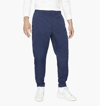Брюки мужские Nike Sportswear Tech Essentials (DH4224-410), S, WHS, < 10%, 1-2 дня